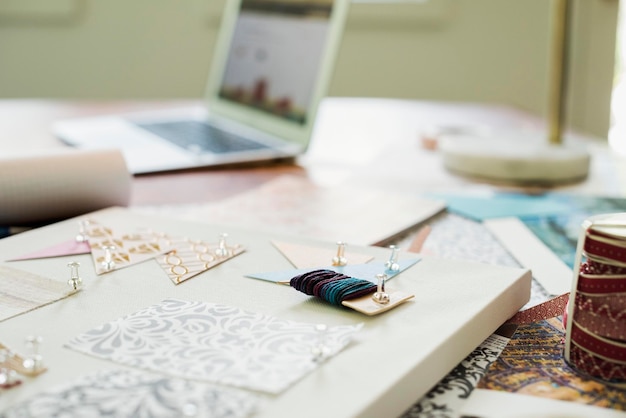 biuro kontaktowe haft